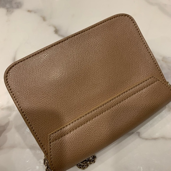 Furla Metropolitis Crossbody - Picture 4 of 11